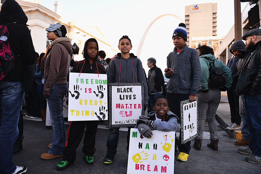 Protesters demonstrate against racismin Downtown St. Louis. AFP PHOTO / MICHAEL B. THOMAS